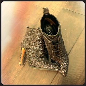 Ankle high boots- Multi-color